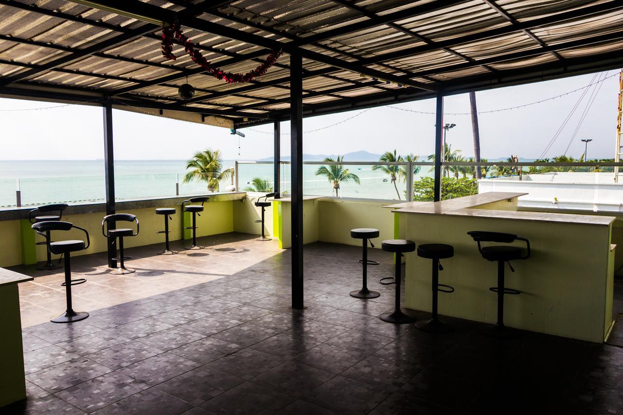 Hôtel Barfly Pattaya à Jomtien Beach Extérieur photo